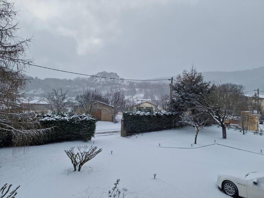 Gite L'Enclos O Rendez-Vous Roquefeuil-Pays De Sault- Avec Jardin Luaran gambar