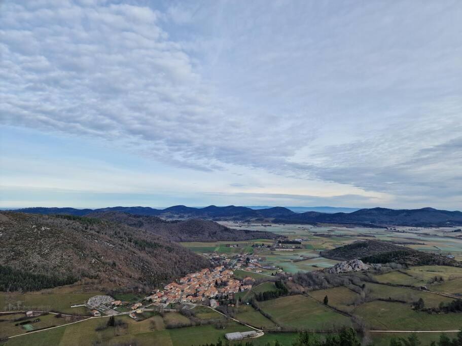 Gite L'Enclos O Rendez-Vous Roquefeuil-Pays De Sault- Avec Jardin Luaran gambar